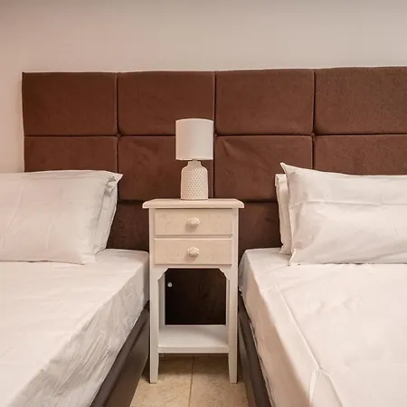 Eleonas Appartement Pouláta